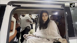 Anushka-Virat back in Mumbai after visiting Premanand Maharaj in Vrindavan