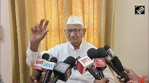 WATCH: Anna Hazare slams Kejriwal as AAP falls behind BJP in Delhi polls