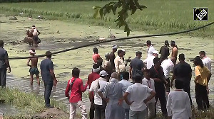 Rahul Gandhi meets 'Makhana' farmers in Katihar, Bihar