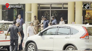 Sara, Ibrahim visit father Saif Ali Khan at Lilavati Hospital