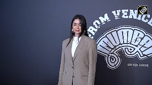 Internet in Awe: Sara Tendulkar Looks Gorgeous!