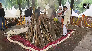 India mourns as Manmohan Singh cremated with state honours at Nigambodh Ghat