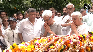 A'bad Plane Crash: Captain Sabharwal's grieving 80-year-old father pays final tribute