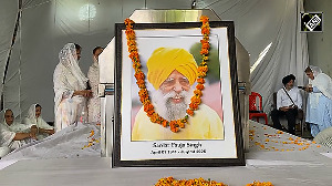 Last rites of legendary athlete Fauja Singh being held in Punjab s Jalandhar