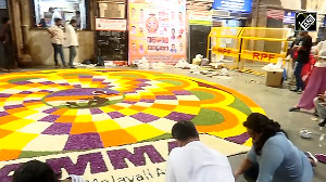 Onam Pookalam at CST