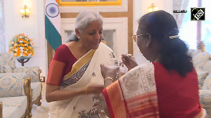 Sitharaman's 'dahi-cheeni' moment with President before Budget