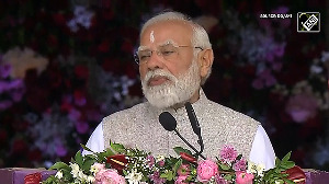 The world is one family PM Modi hails Sathya Sai Baba as embodiment of Vasudhaiva Kutumbakam