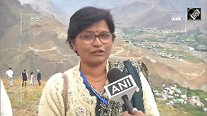 Families of Kargil war heroes gather at Lamochen Viewpoint to pay tributes