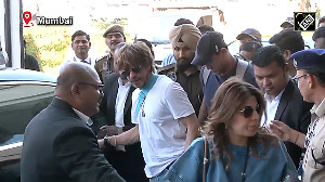 Shah Rukh Khan departs from Jaipur after attending IIFA