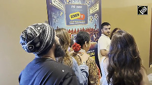 Shilpa Shetty joins the 'Saiyaara' bandwagon with her family