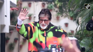 Amitabh Bachchan warmly greets his fans outside his Mumbai residence, keeping tradition alive