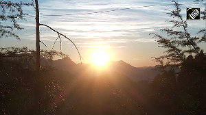 Mussoorie welcomes 2025 with majestic first sunrise at Lal Tibba