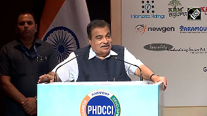 'All solid waste to be used for road construction before 2027'