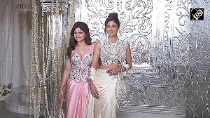 Shilpa-Shamita in Never Seen Before Avtaar!