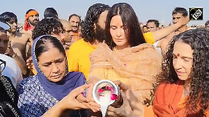 Katrina Kaif takes holy dip at Triveni Sangam in Prayagraj