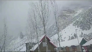 Gurez Valley in Bandipora district receives fresh snowfall