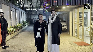 Bollywood couple Ali Fazal, Richa Chadha twin in black for Javed Akhtar's Diwali party