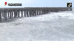 Rough sea conditions witnessed at Gopalpur port as Cyclone Montha intensifies into severe storm