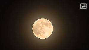 Glimpse of full moon captivates Delhi sky moments before Lunar Eclipse