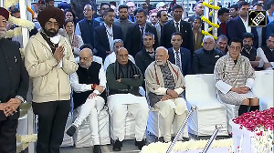 Top leaders, foreign dignitaries pay their last respects to Manmohan Singh