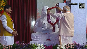 PM Modi pays floral tribute to Ahilyabai Holkar in Bhopal