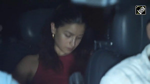Alia Bhatt spotted outside Sanjay Leela Bhansali's office