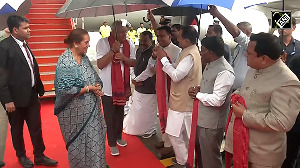 Vice President Dhankhar's sweet gesture wins hearts at Goa Airport