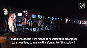 Jalgaon: Train crushes 12 as fire rumour scrambles passengers