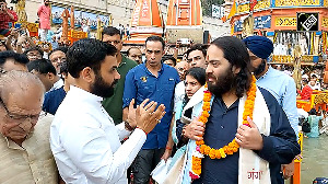 Anant Ambani, Radhika Merchant perform Ganga Puja in Haridwar