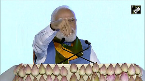 PM Modi appreciates placards from two young girls at South India Natural Farming Summit