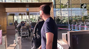 Arjun Kapoor's Casual Airport Look Steals the Spotlight!