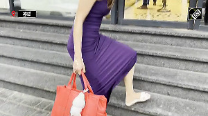 Tejasswi Prakash Stuns in a Glamorous Purple Bodycon Dress!