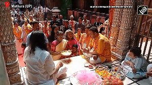 Prez Murmu performs traditional puja at Banke Bihari Temple in Mathura