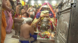 Devotees throng Mahakal Temple in Ujjain to witness the first Bhasma Aarti of 2025