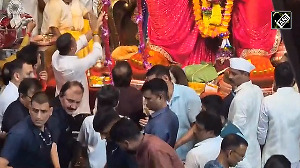 Mukesh, Nita Ambani visit Mumbai's Lalbaugcha Raja and seek blessings