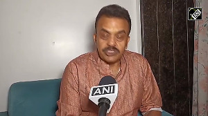 Shiv Sena's Sanjay Nirupam questions Saif's quick recovery