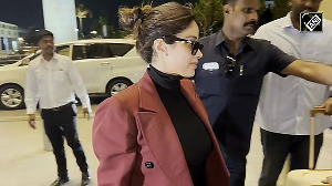 Janhvi Kapoor sets off for Cannes in style