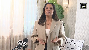 'Don't get lost in trends': Gauri Khan shares advice for budding designers