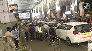 Indian Cricket team arrives at Nagpur airport