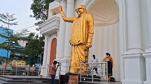 Shocking! Black paint splashed on former Tamil Nadu CM Karunanidhi statue in Salem