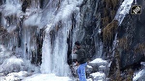 The frozen waterfalls of the snowy valleys of Doda enhanced the beauty 