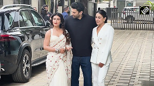 Aditya Roy Kapur, Sara Ali Khan and Sana Shaikh snapped ahead of Metro in Dino Promotions