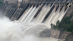 J-K: Gates of Salal dam opens after continuous rainfall in region to regulate water level