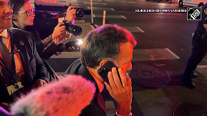 Video: Macron calls Trump after being blocked by his Presidential Convoy