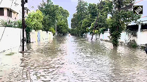 Heavy rainfall triggers waterlogging in parts of Lucknow