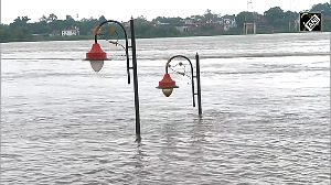 Prayagraj: Water levels of Ganga, Yamuna rise sharply