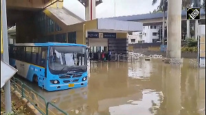 Overnight rain floods Bengaluru roads