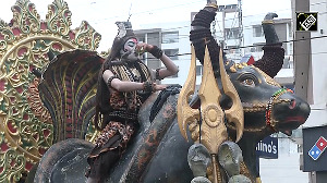 Watch! Dramatic visuals from Jagannath Rath Yatra in Rajkot