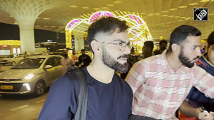 Virat Kohli spotted at Mumbai airport