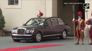 King Charles, Queen Camilla arrive in Vatican City to meet Pope Leo for Historic state visit